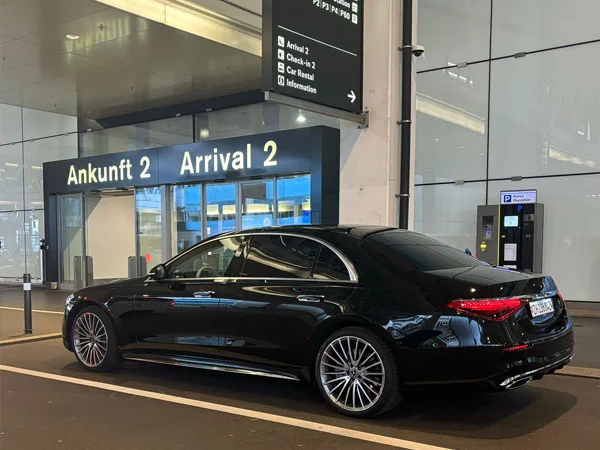 Your Premier Luxury Limousine Service